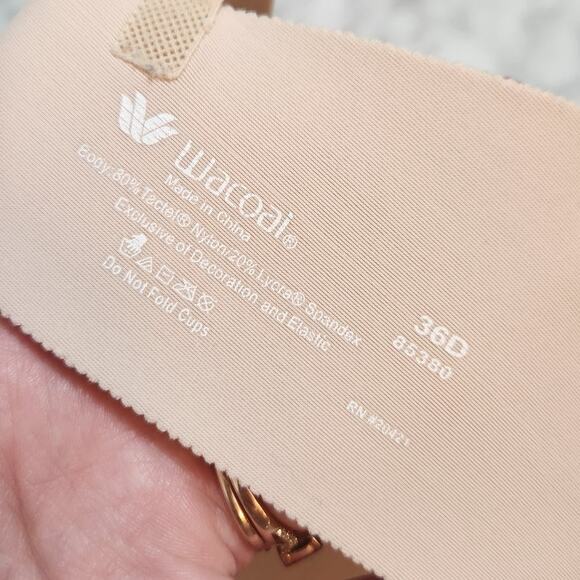 Wacoal Women's Tan Comfortable Adjustable Clasp Back T Shirt Bra Size 36D - Picture 3 of 3